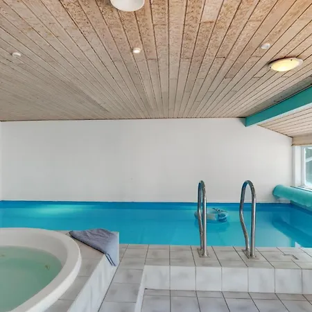 Amazing In With Kitchen Blåvand